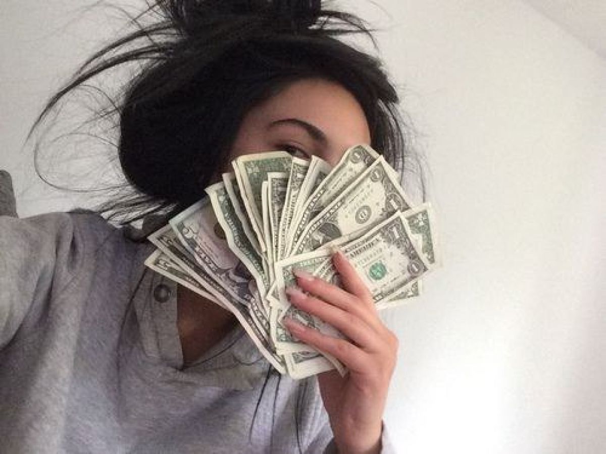 Работа для девушек в Москве в сфере досуга и эскорта